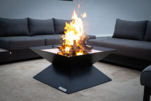 Masă grădină fire pit - vedere laterală